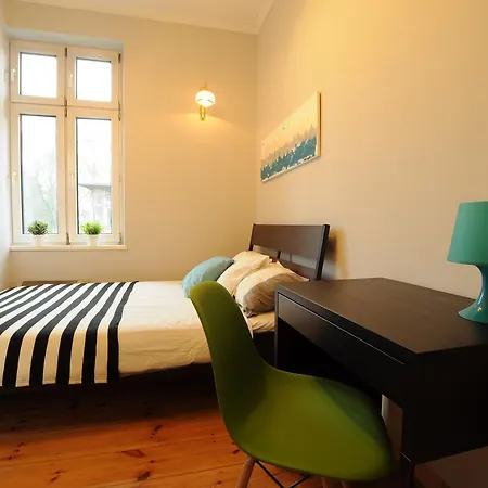 Sopockie Pokoje - Stacja 7 Hostel *